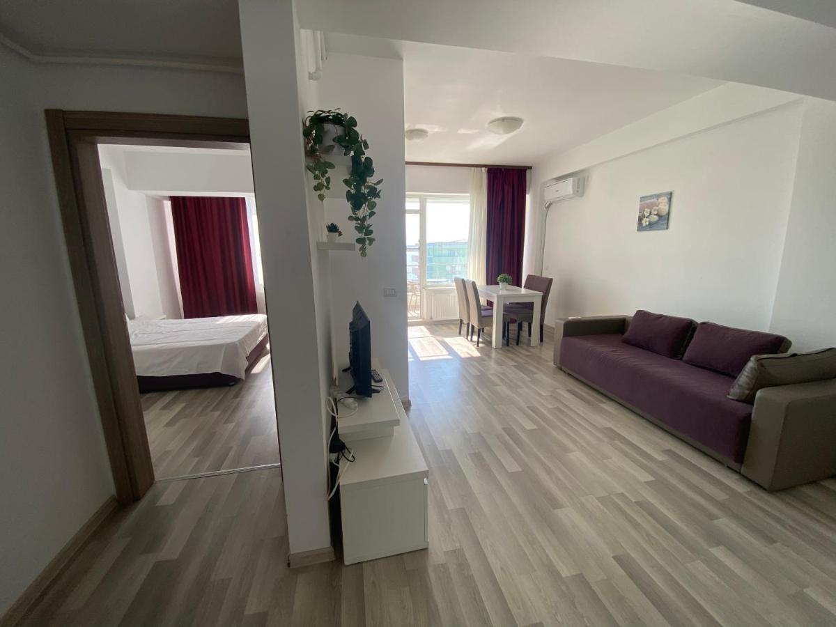 Apartament Crazy Summerland Mamaia Extérieur photo