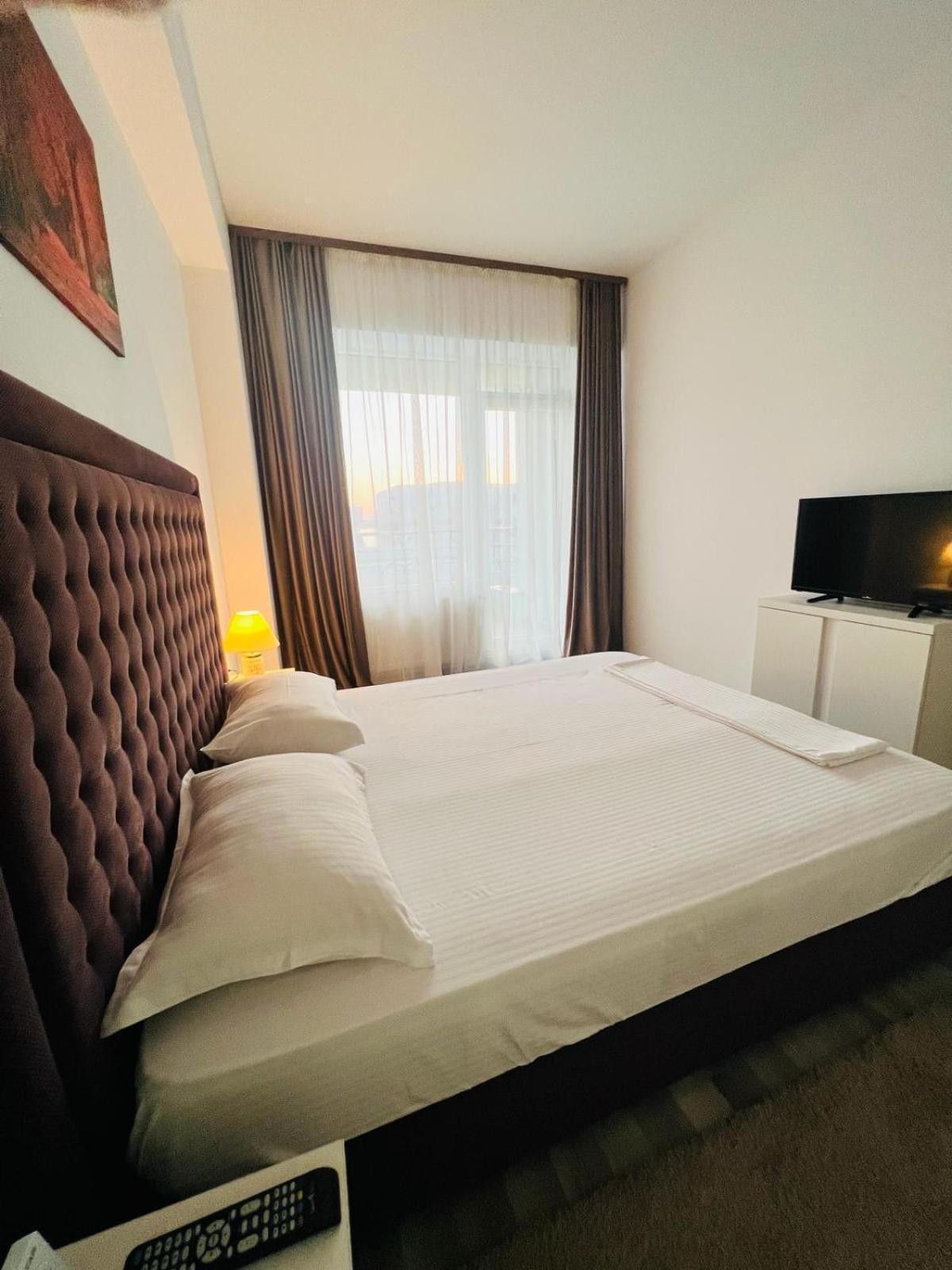 Apartament Crazy Summerland Mamaia Extérieur photo
