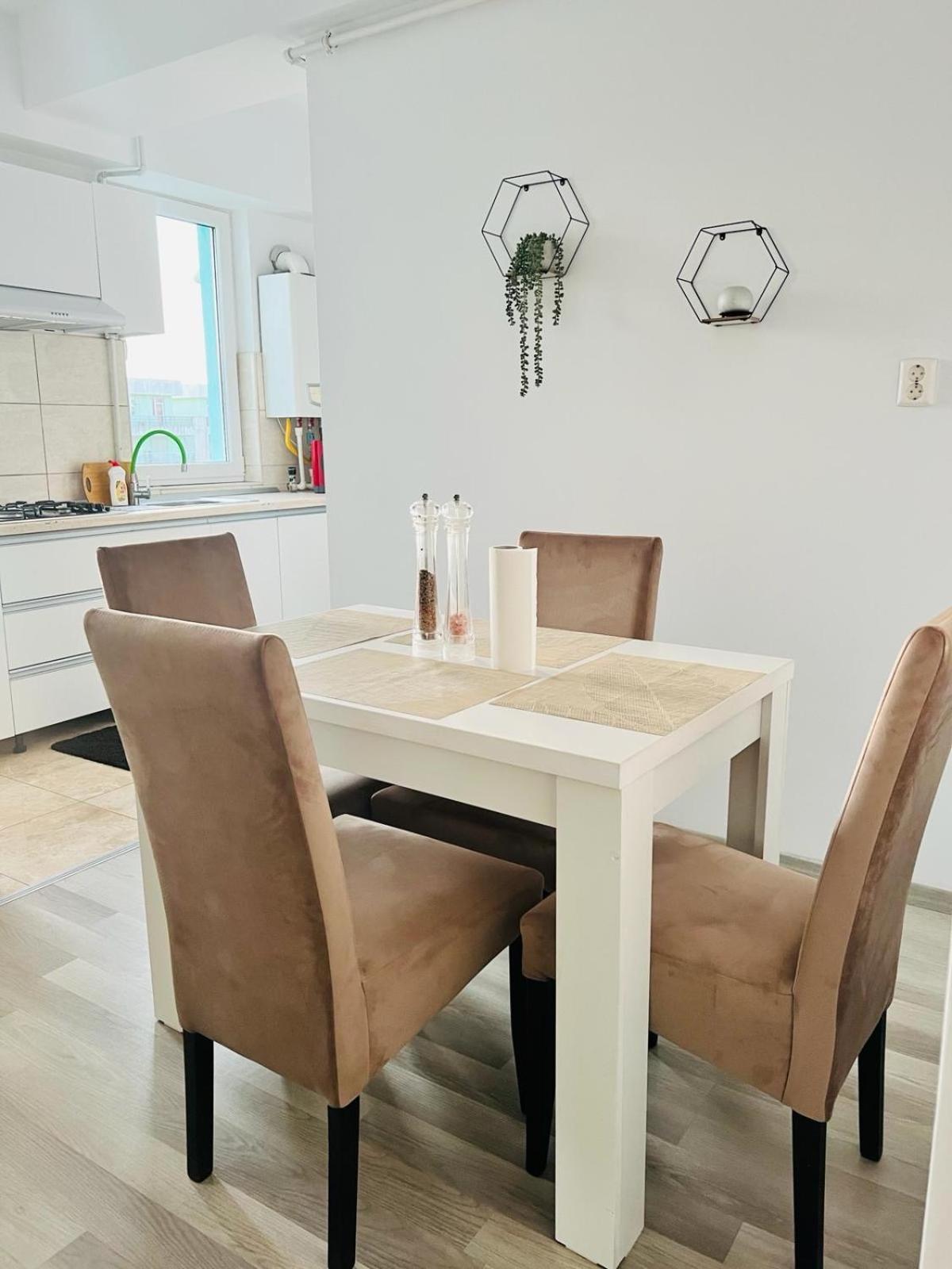 Apartament Crazy Summerland Mamaia Extérieur photo